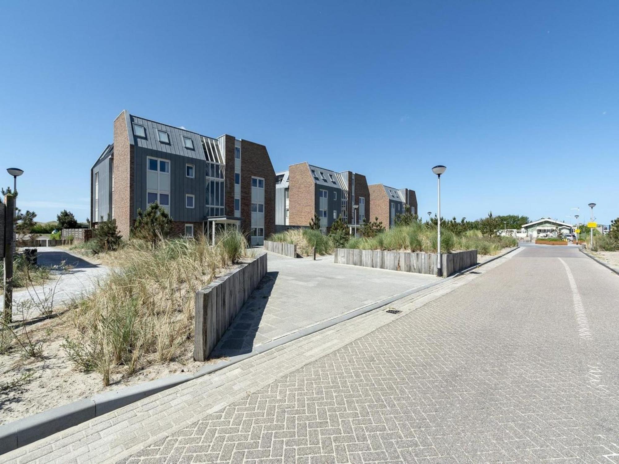 Alluring Coastal Apartment Callantsoog Exterior photo